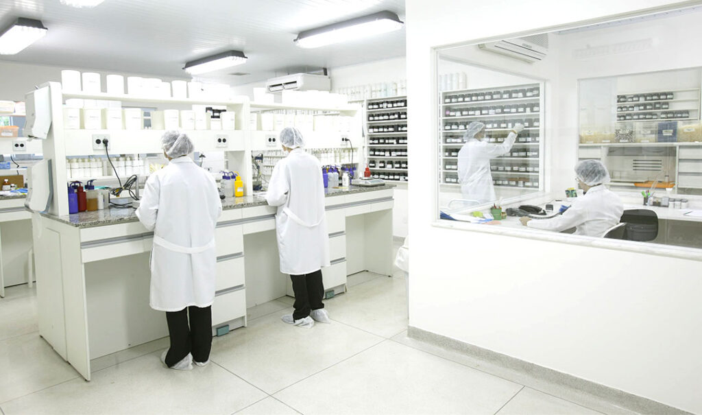 'Laboratório de farmácia